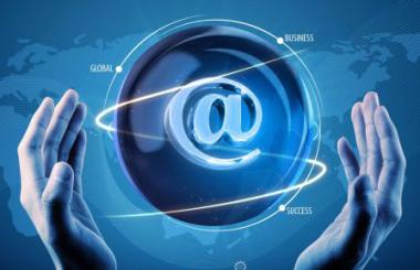 互聯(lián)網(wǎng)產(chǎn)業(yè)黃金時(shí)代來臨 四大主題概念股有望王者歸來